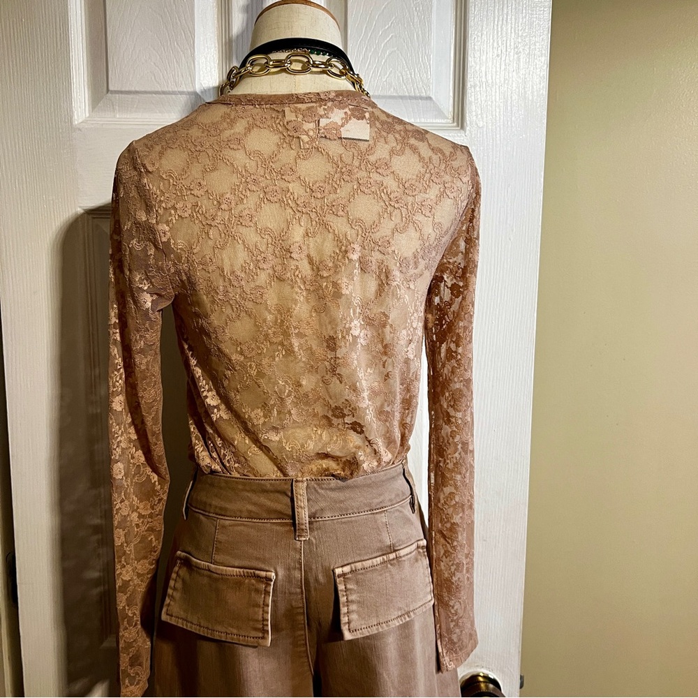 Wms Floral Mesh Lace Sheer Blush Embroidered Feminine Romantic Top XS - Picture 5 of 11